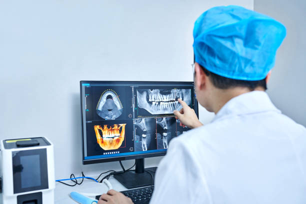 Best Weekend Emergency Dentist in Campbell, OH